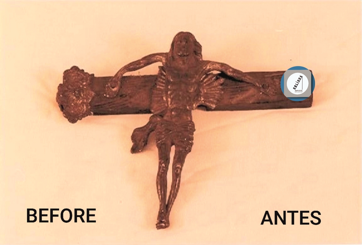 crucifixo com Cristo em metal1.1.jpg